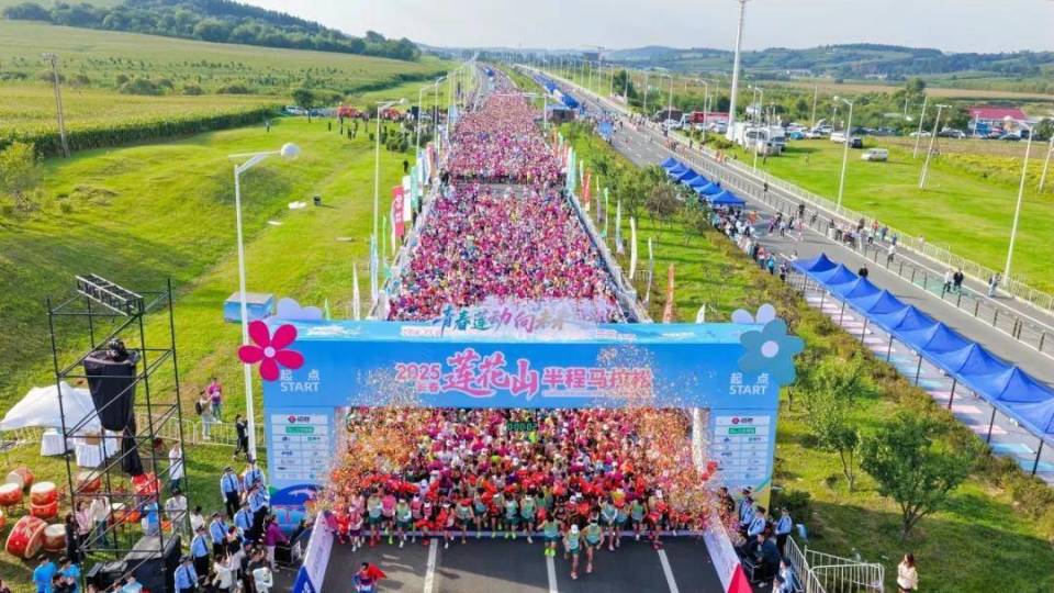 已烙印心间, TqAV, 个特色助威